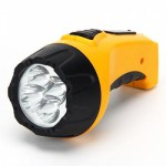 Фонарик ЧИНГИСХАН аккумуляторный, пластик, 4LED, d5,3см x 13см, пит.220В, 9007D